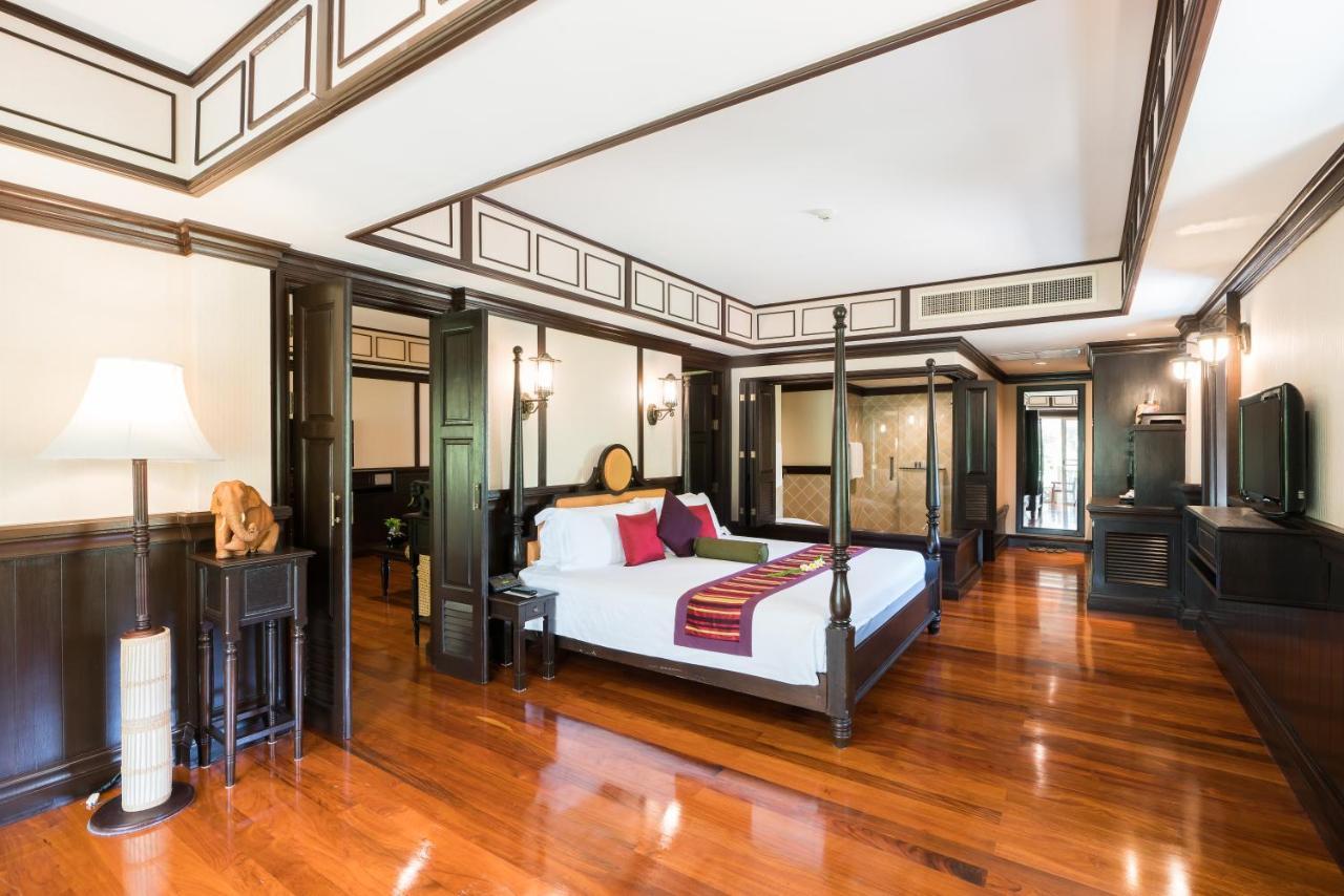 Wora Bura Hua Hin Resort & Spa Exterior foto The interior of a suite at the hotel