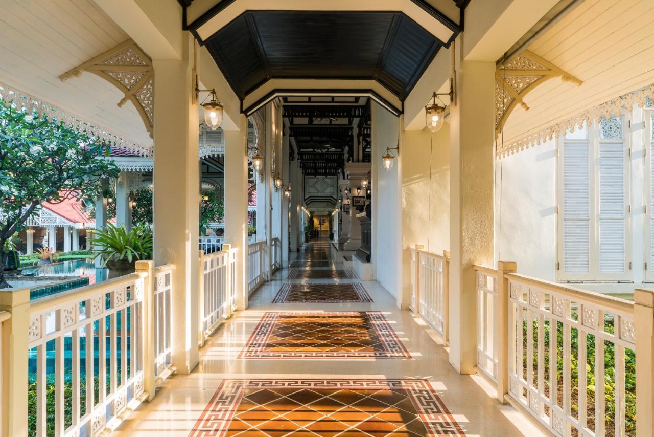 Wora Bura Hua Hin Resort & Spa HHQ Exterior foto Interior of the hotel